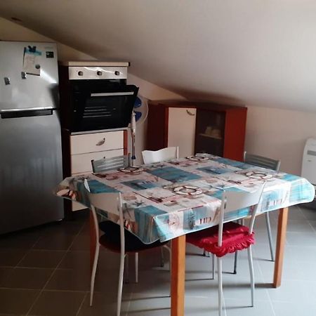 Appartamento Per Vacanze E Brevi Periodi Iun Q2474 오리스타노 외부 사진