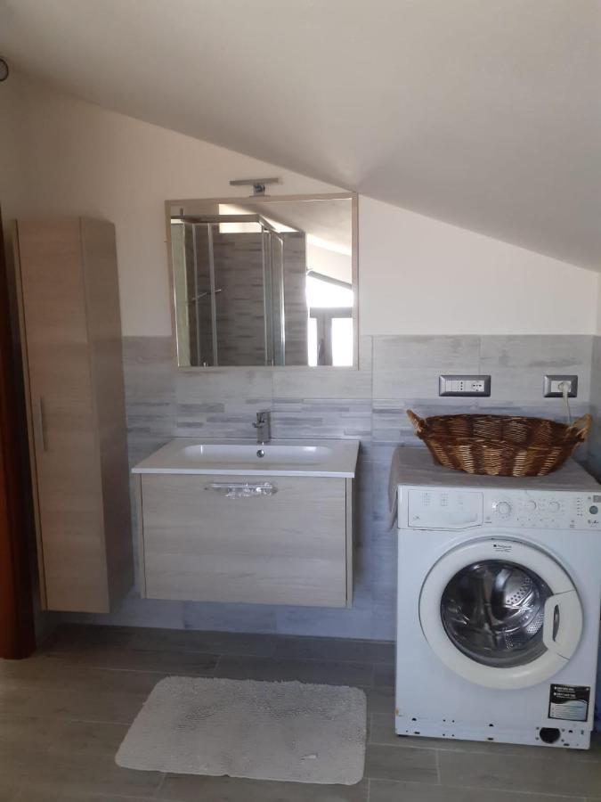 Appartamento Per Vacanze E Brevi Periodi Iun Q2474 오리스타노 외부 사진
