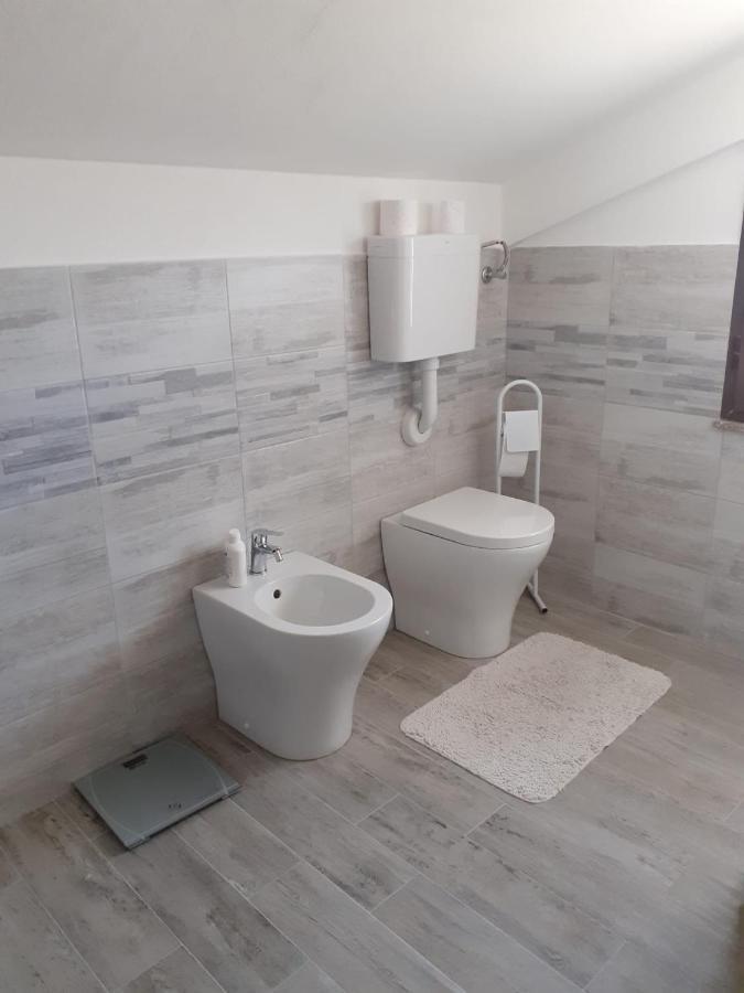 Appartamento Per Vacanze E Brevi Periodi Iun Q2474 오리스타노 외부 사진